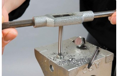 JUEGO SACATORNILLOS MACHO (5 PZAS.) KWB