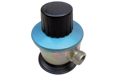 REGULADOR BUTANO MONFA SALIDA LIBRE 2BAR. POMO NEGRO