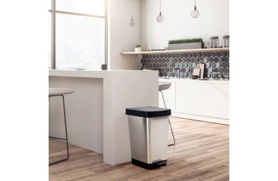 CUBO BASURA TATAY C/PEDAL PLASTICO GRIS 25LTS.