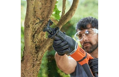 SIERRA SABLE BLACK & DECKER 750W BES301-QS.