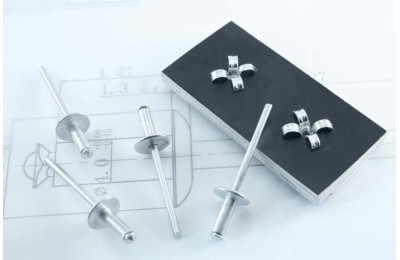 REMACHE FLOR ALUMINIO CABEZA ALOMADA 4'8X12 C/500UDS.