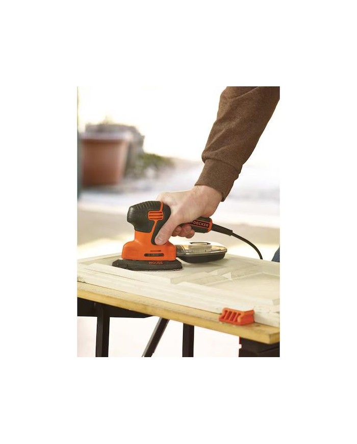 LIJADORA MOUSE BLACK & DECKER 120W. KA2000-QS