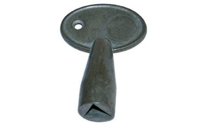 LLAVE PUERTA CONTADOR TRIANGULAR