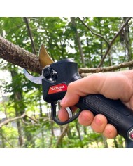 TIJERA PODA ALTUNA 16'8V. 2 BATERIAS 2.6AH HOJA TITANIO CORTE 30MM. ACB30TITANIO