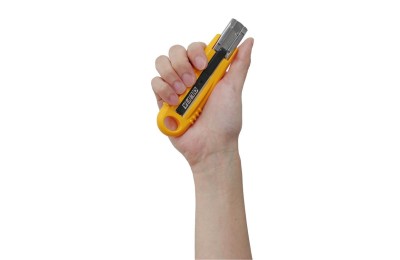 CUTTER OLFA AUTO-RETRACTIL 14MM. SK-4