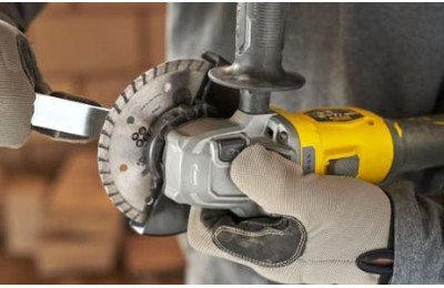 AMOLADORA STANLEY 125MM. BATERIA 20V SFMCG710M1T-QW