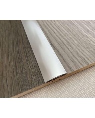 TAPAJUNTAS ADHESIVO MOQUETA RUFETE HAYA 1MT. 41402B