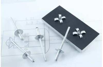 REMACHE FLOR ALUMINIO CABEZA ALOMADA 4'8X20 C/250UDS.