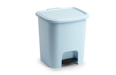 PAPELERA PLASTICFORTE C/TAPA Y PEDAL BLANCA 7'5LTS.