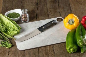 CUCHILLO ARCOS MOD.MAITRE COCINA  150800 180 MM.